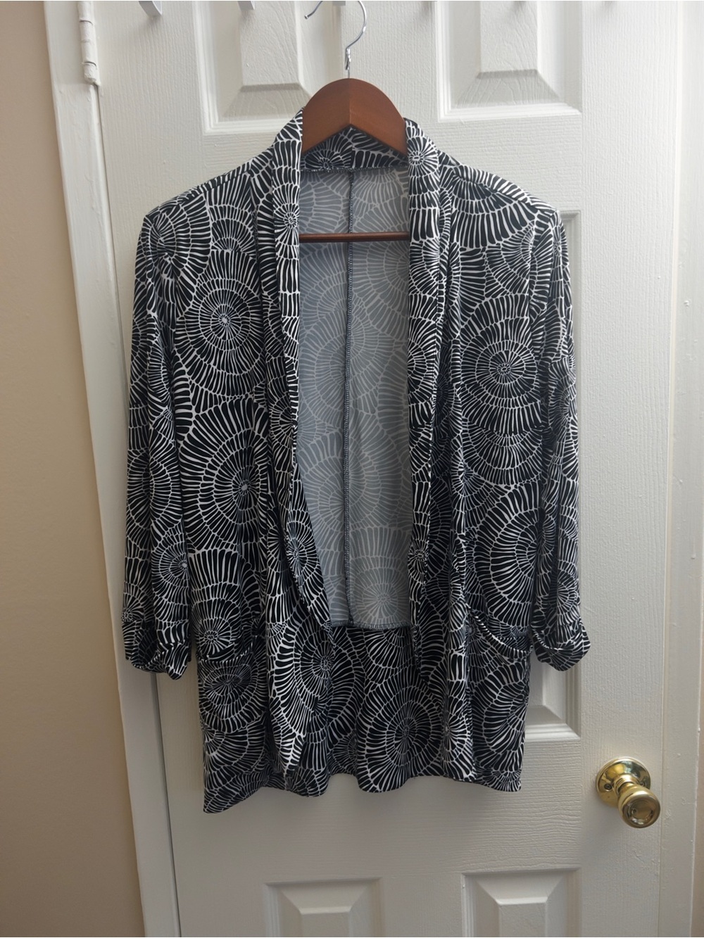 Black & White Printed Open-Front Women's Blazer Cardigan